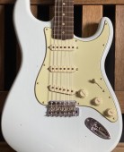 Fender Custom Shop 1963 Stratocaster Journeyman Relic Sonic Blue